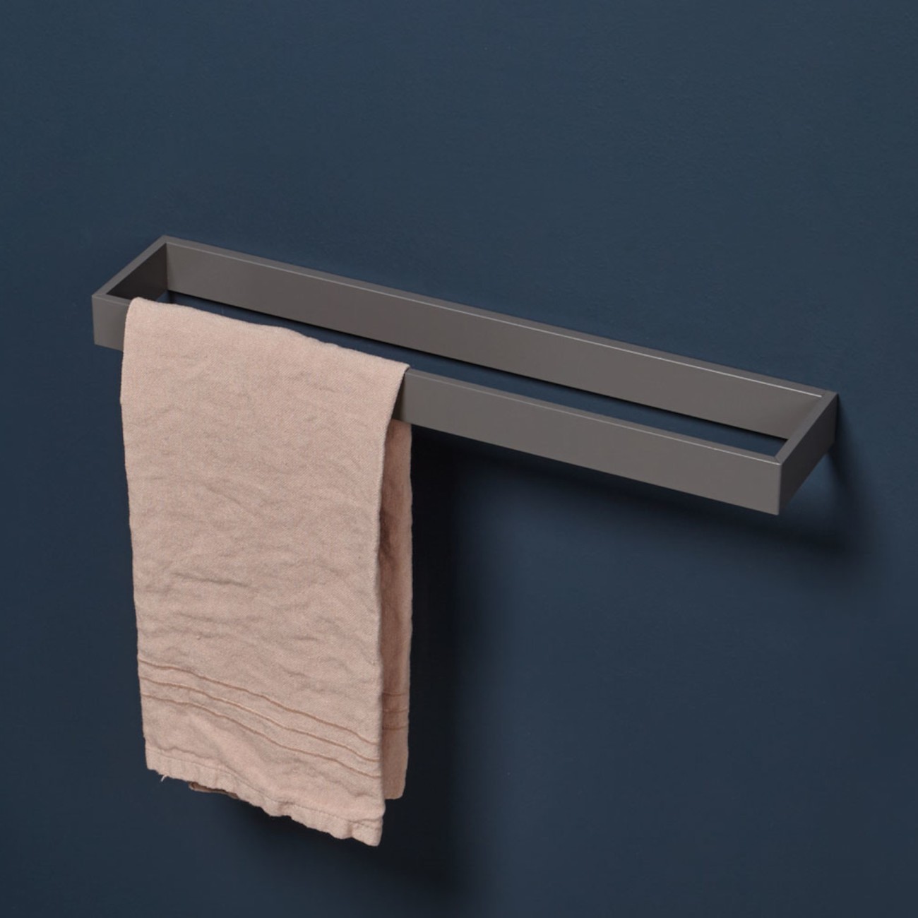 Play Towel Holder Antoniolupi