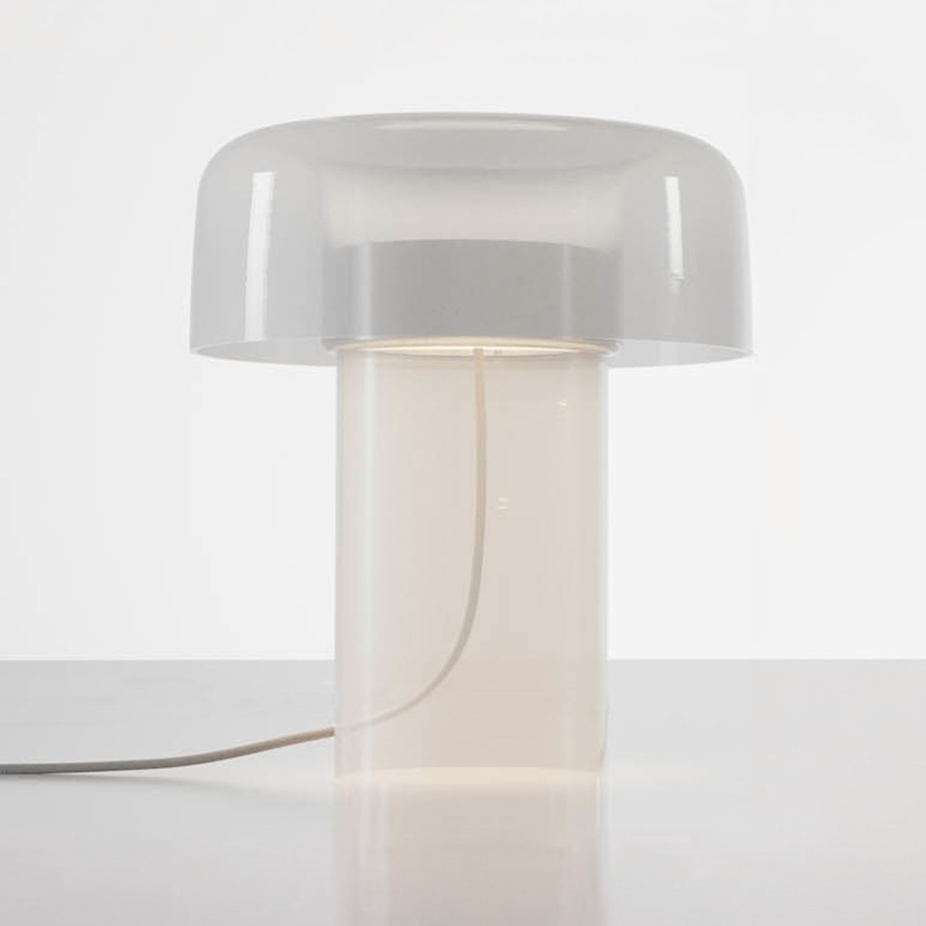 Spectra Table Lamp Brokis