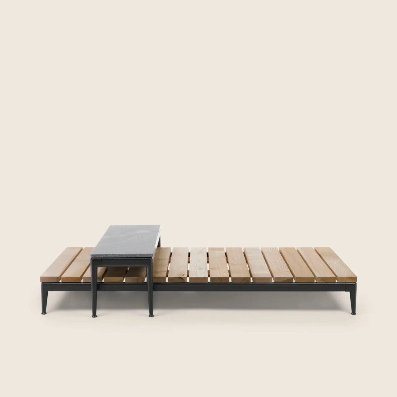 Pico Outdoor Coffee Table Flexform