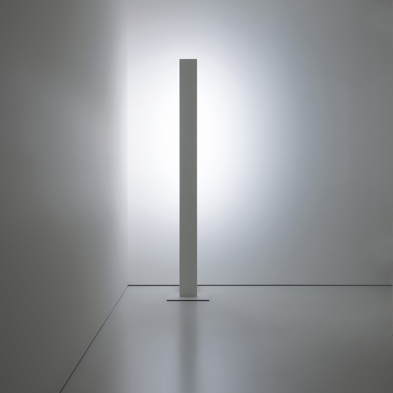 Movie Floor Lamp Davide Groppi