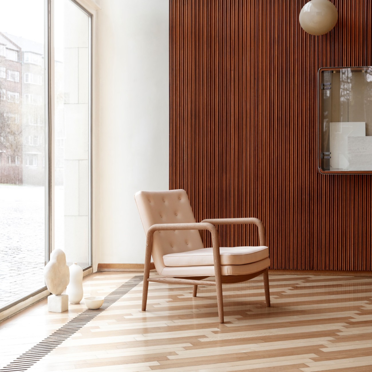 VLA76 Foyer Series Armchair Carl Hansen & Son