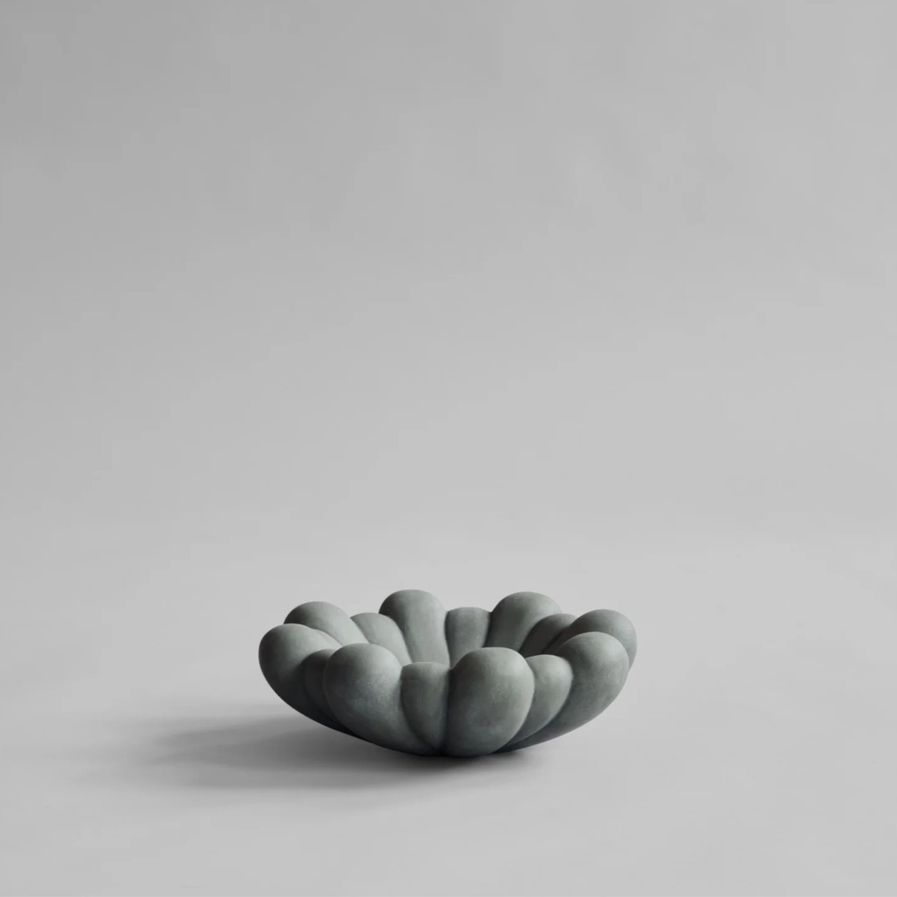 Bloom Dark Grey Medio Tray 101 Copenhagen