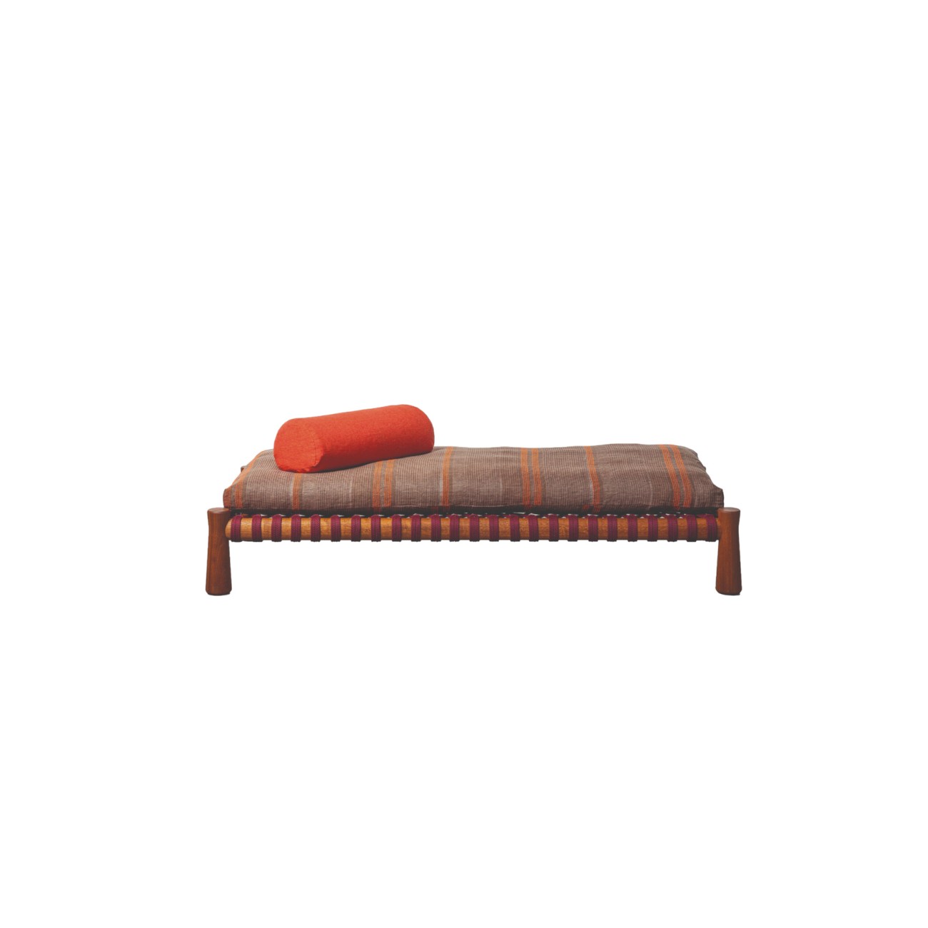 Guna Charpoy Outdoor Daybed Gervasoni