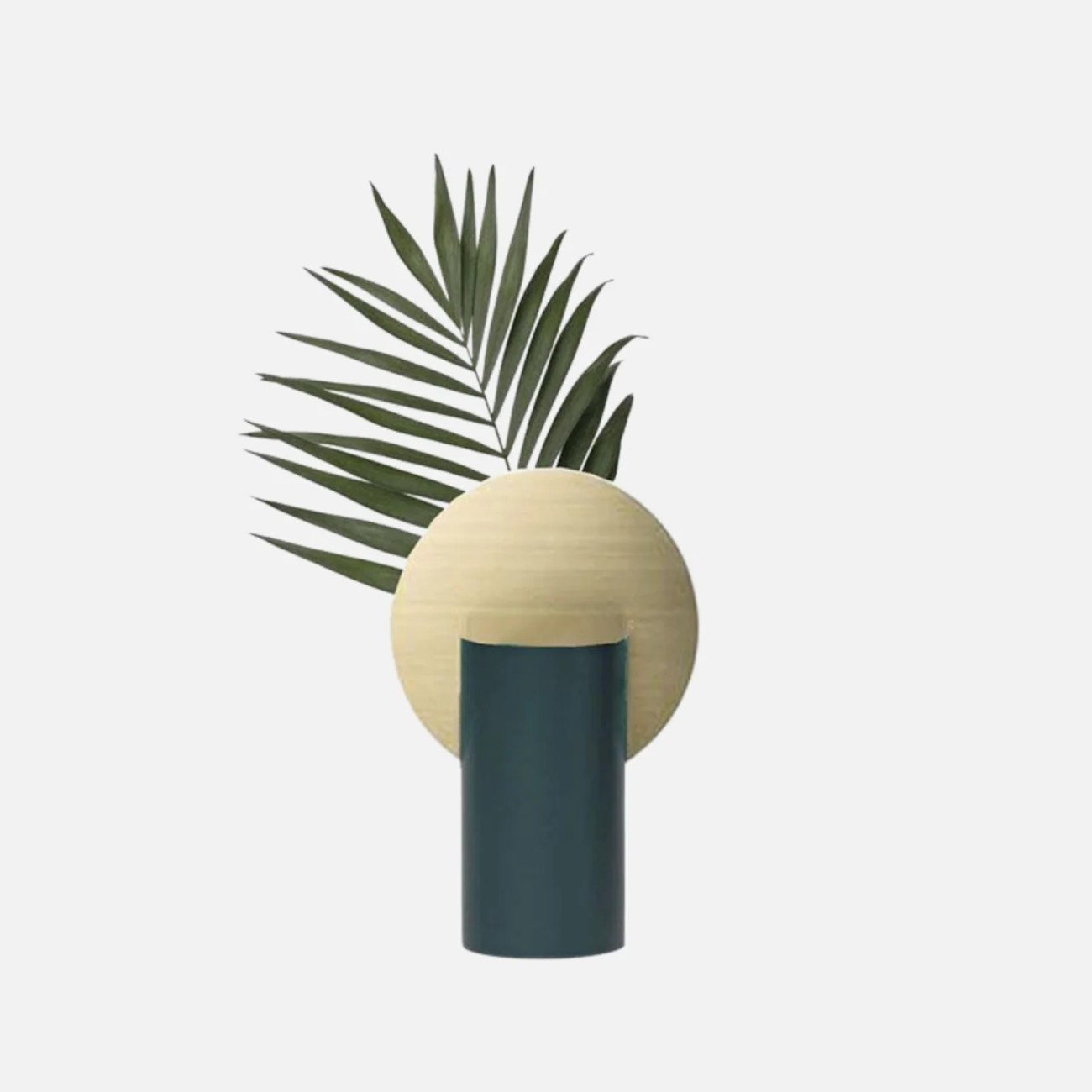 Malevich Vase CS3 Noom