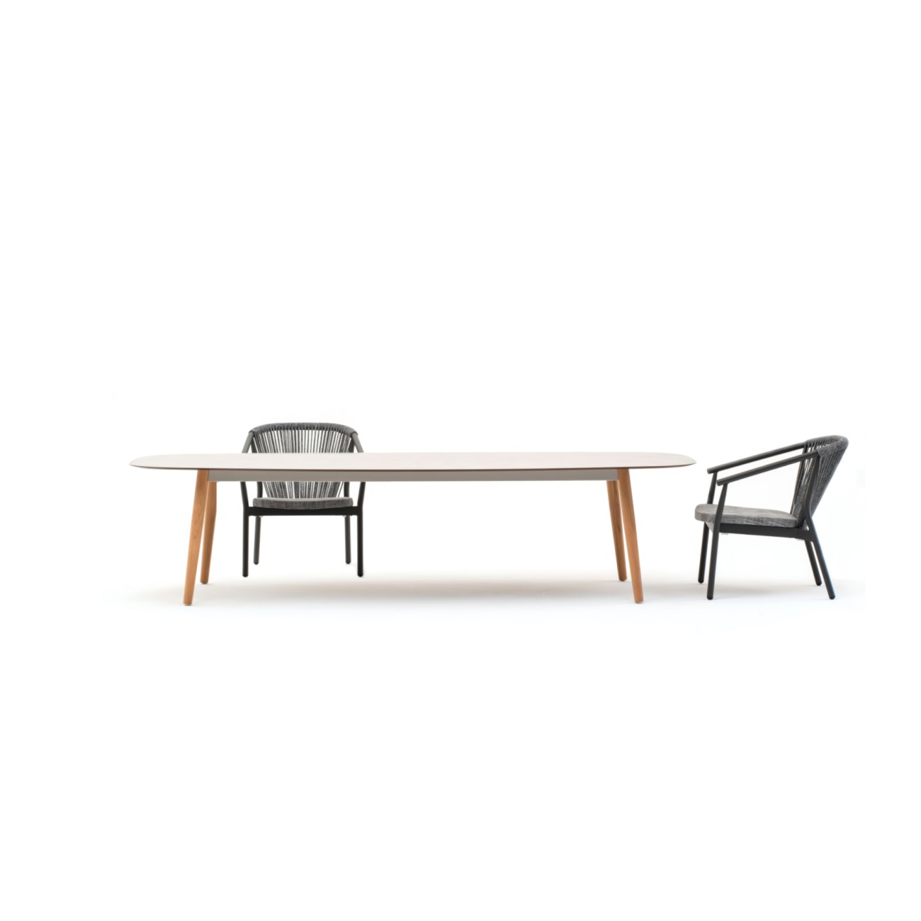 Ellisse Low Table with Teak Legs Varaschin