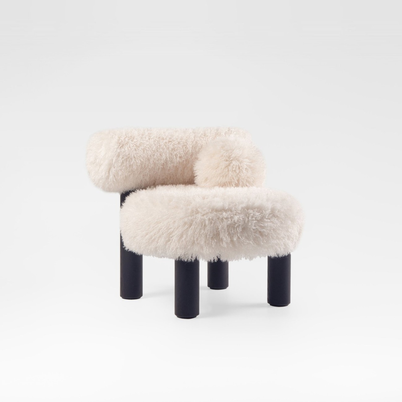 Gropius CS2 Low Chair Fluffy Edition Noom