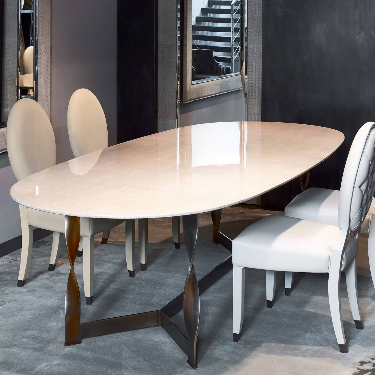 Pliet Dining Table Rugiano