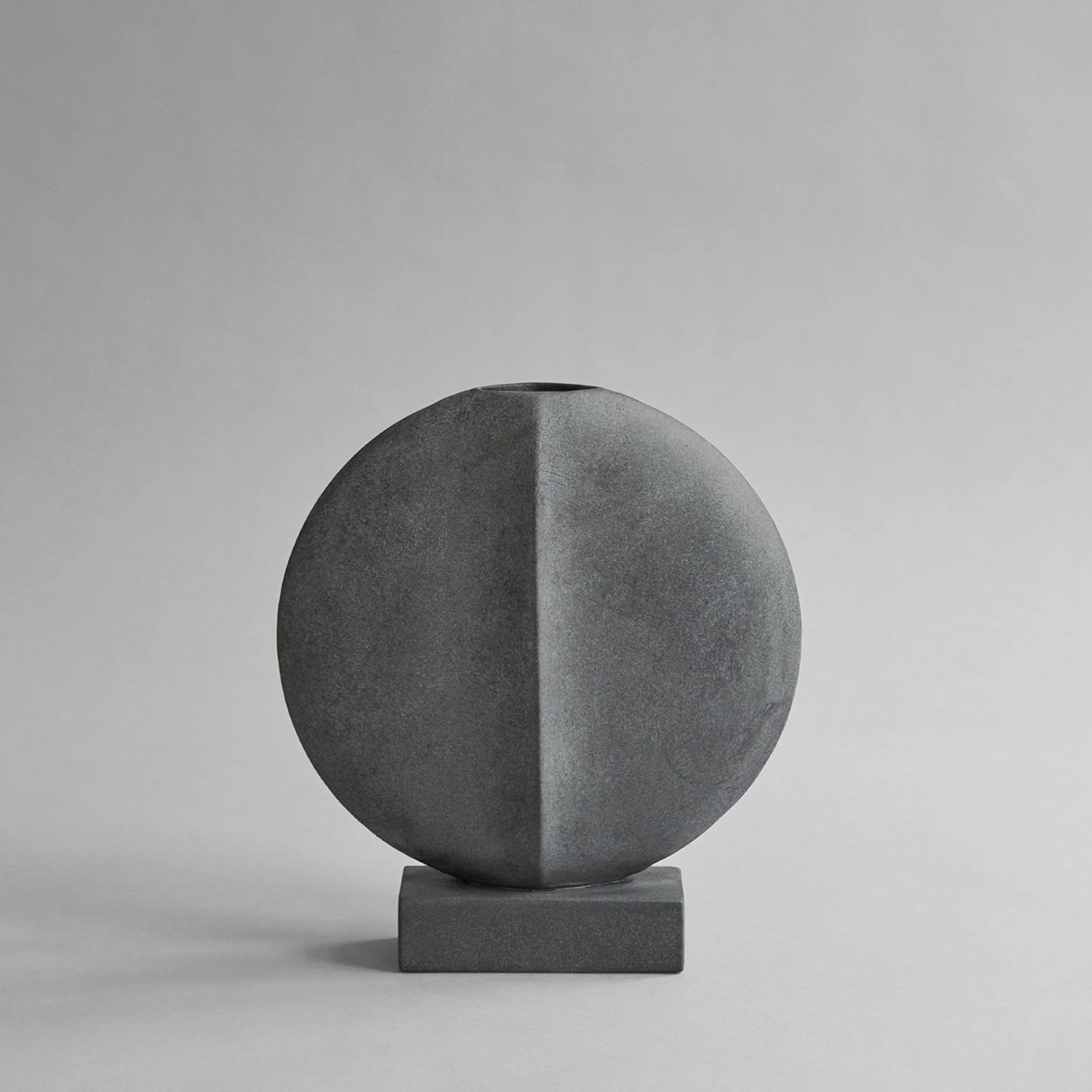 Guggenheim Dark Grey Mini Vase 101 Copenhagen