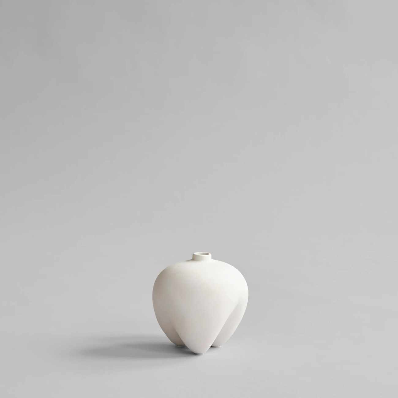 Sumo Bone White Petit Vase 101 Copenhagen