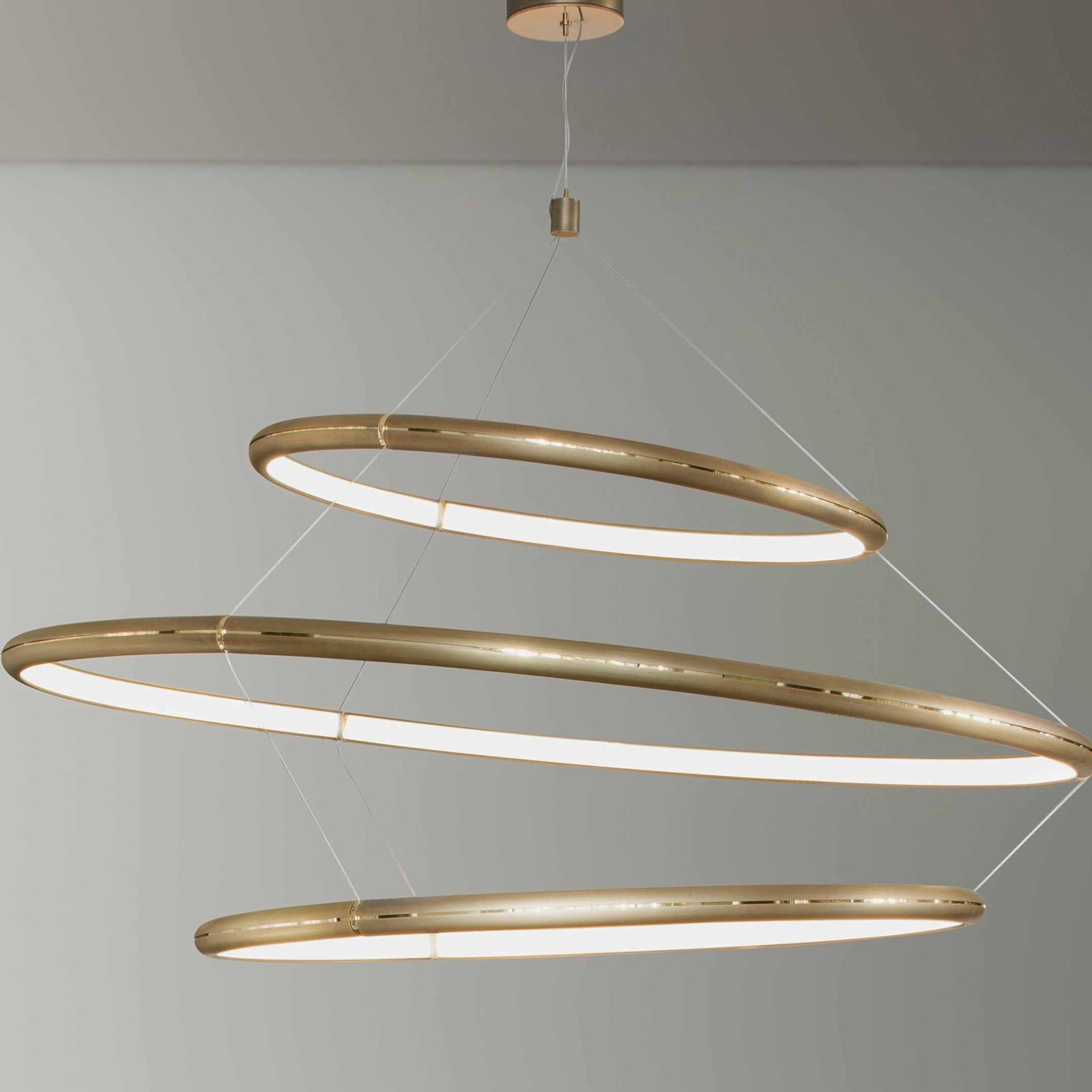 Halo Ceiling Lamp Rugiano