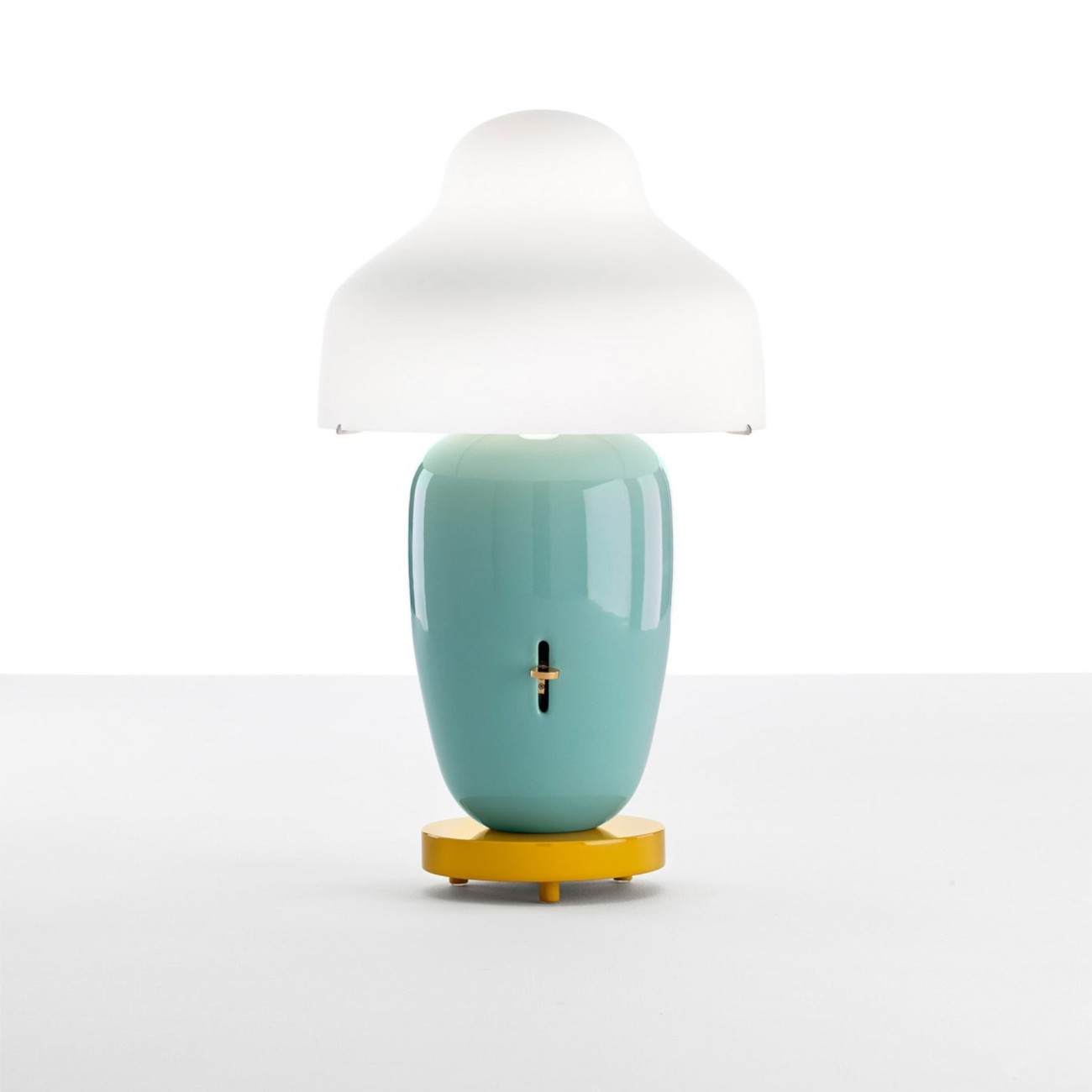 Chinoz Table Lamp Parachilna