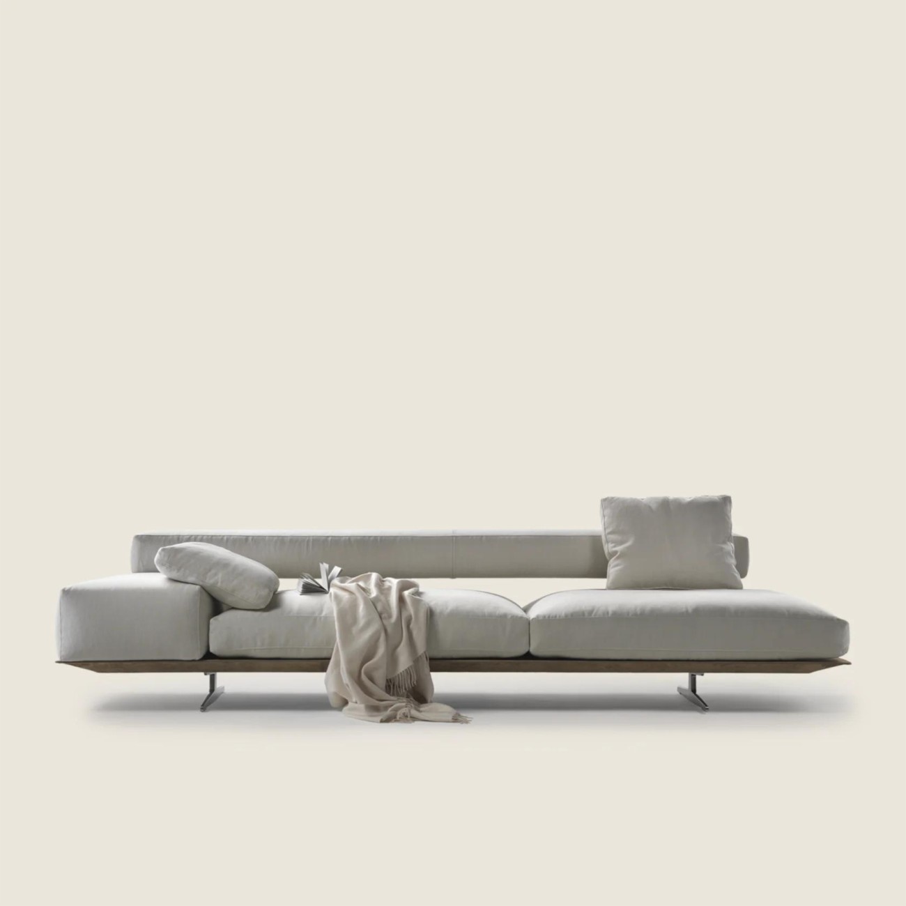 Wing Chaise Lounge Flexform